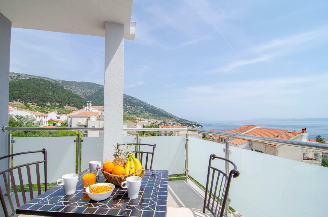 Apartments Sara 3 Bol Luaran gambar